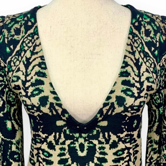 Free People Music And Lyrics Bishop Sleeve Mini Sweater Dress Size XS - Picture 6 of 11